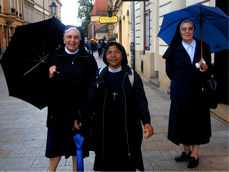 Nuns in Warsaw - by Sue Houfek